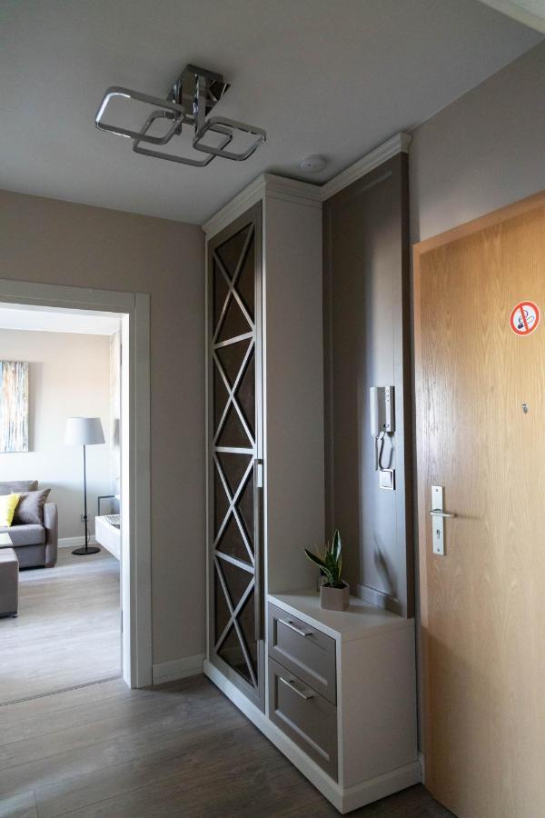 Deluxe Apartment Mit Tiefgarage In Naehe Messe-Bmw-Porsche-Dhl-Flughafen-Flugzeugwerk Der Deutsche Aircraft Лейпциг Экстерьер фото
